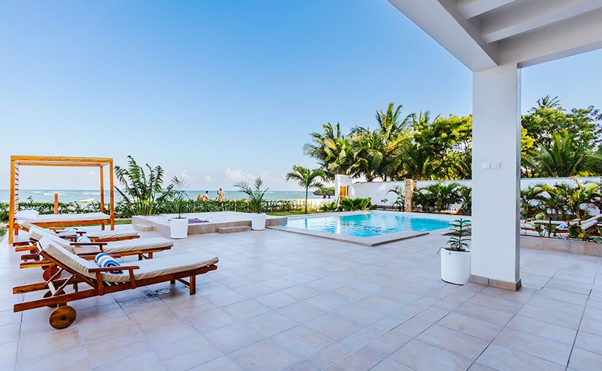 Various Retreats at the Pool